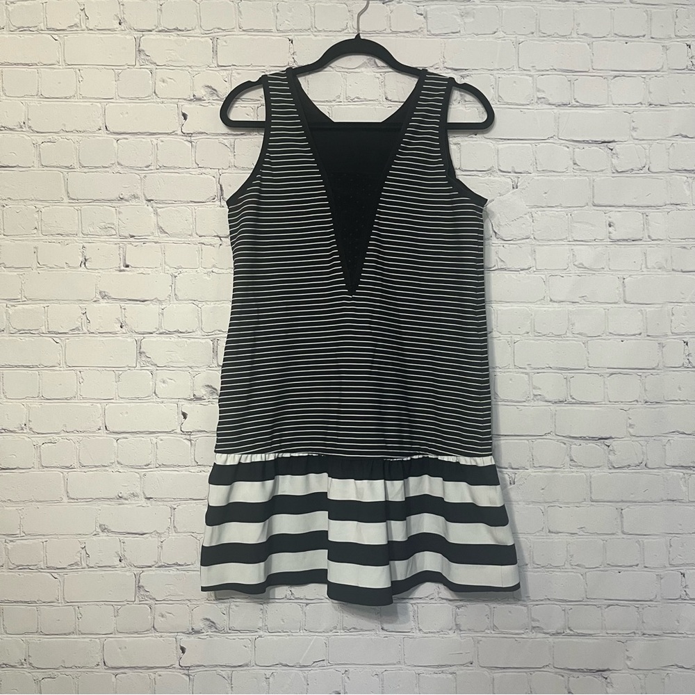 LULULEMON Both Ways Dress, Parallel Stripe/ Black - Picture 2 of 9